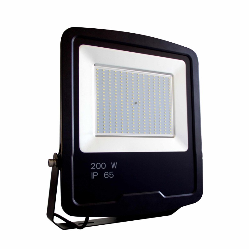 Proyector Gorilla 200W, foco LED exterior 200W.